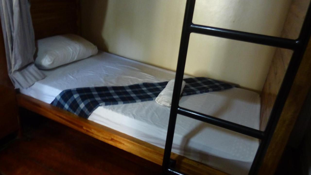 Bangka Hostels El Nido Eksteriør billede